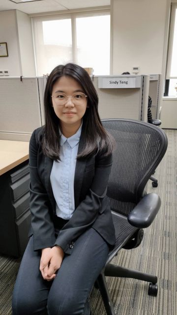 與談貴賓： 鄧宜欣/國立臺灣大學會計系及香港城市大學會計系雙學位