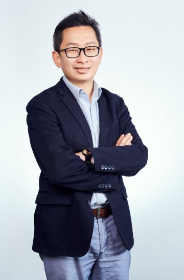 與談貴賓:鄭勝丰/走著瞧股份有限公司創辦人暨財務長 與談貴賓:鄭勝丰/走著瞧股份有限公司創辦人暨財務長