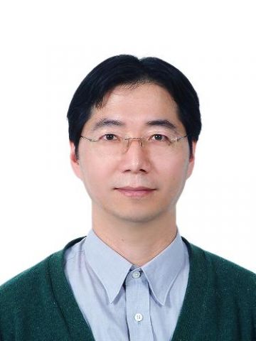 與談貴賓:游清鑫/國立政治大學選舉研究中心研究員 與談貴賓:游清鑫/國立政治大學選舉研究中心研究員