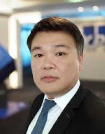 與談貴賓:李祖康/KPMG顧問部數位創新服務副總經理 與談貴賓:李祖康/KPMG顧問部數位創新服務副總經理