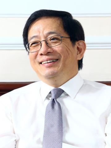 主持人：管中閔（前台大校長，中央研究院院士）